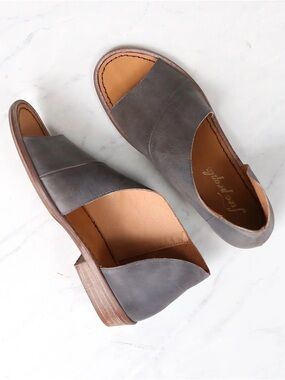 Free People Mont Blanc Gray Brown Leather Sandals